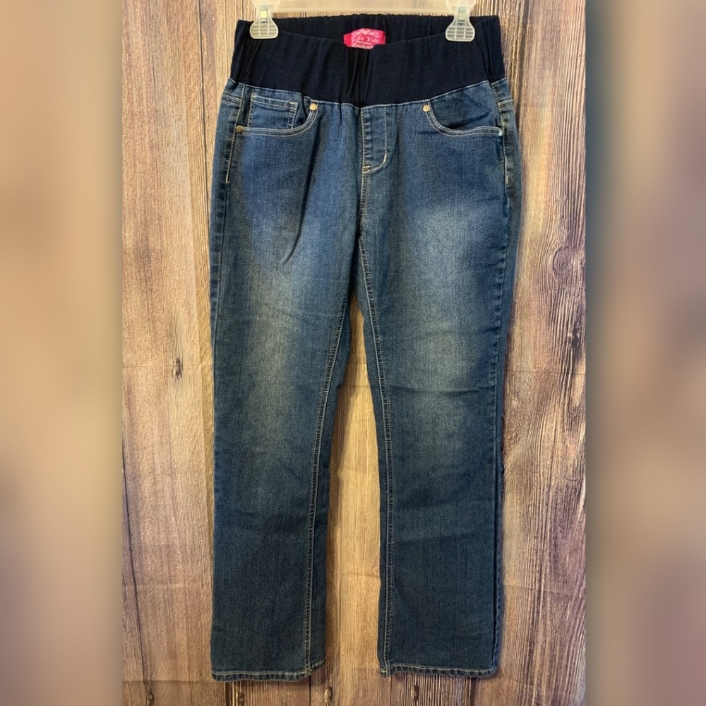 Bella Vida Maternity Jeans